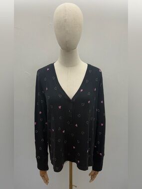 Victoria’s Secret Heart Print Waffle Knit Henley Long Sleeve Top Size L